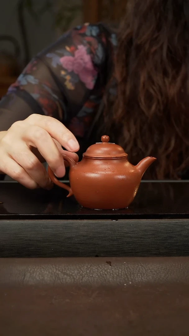 茶壶紫砂高57 秋水 朱泥 140cc