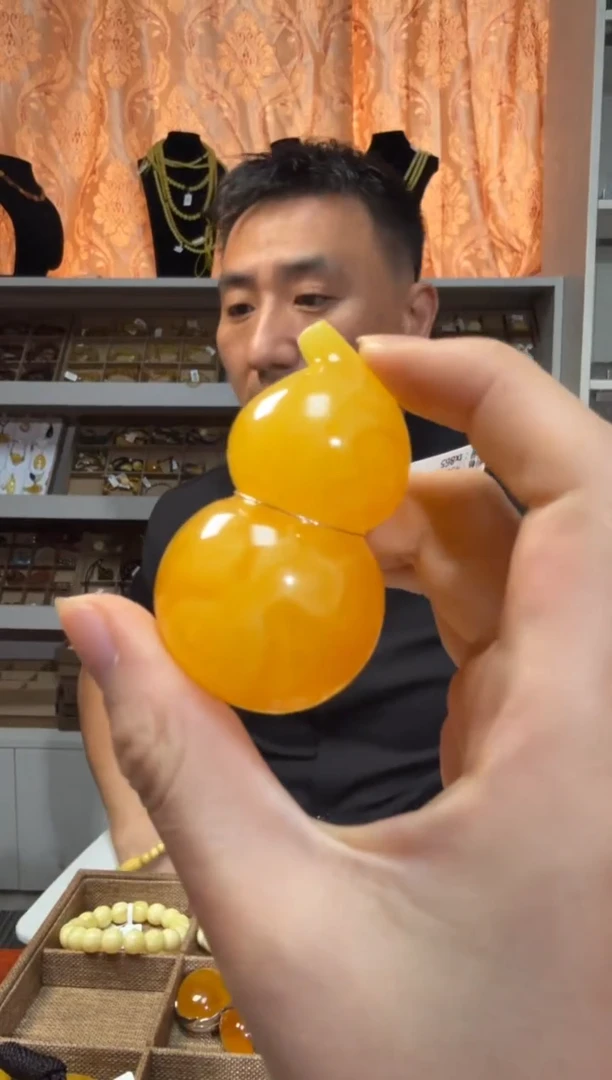 未镶嵌颈饰琥珀蜜蜡葫芦微粉tx865