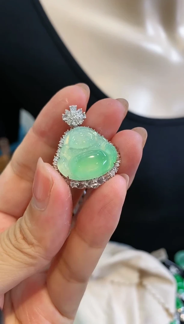 吊坠(不含链)18K金镶嵌翡翠佛公