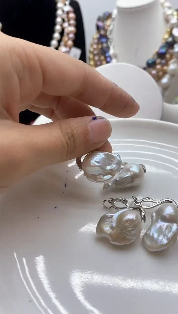 【闪购商品】淡水珍珠颈饰钛钢125