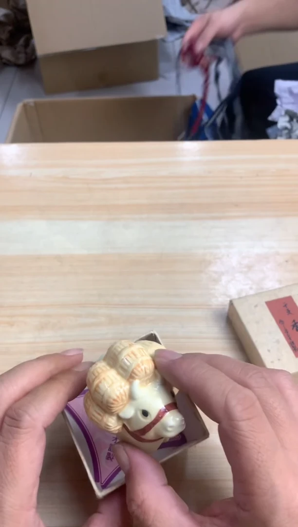 默认微瑕，no退no换，介意勿拍