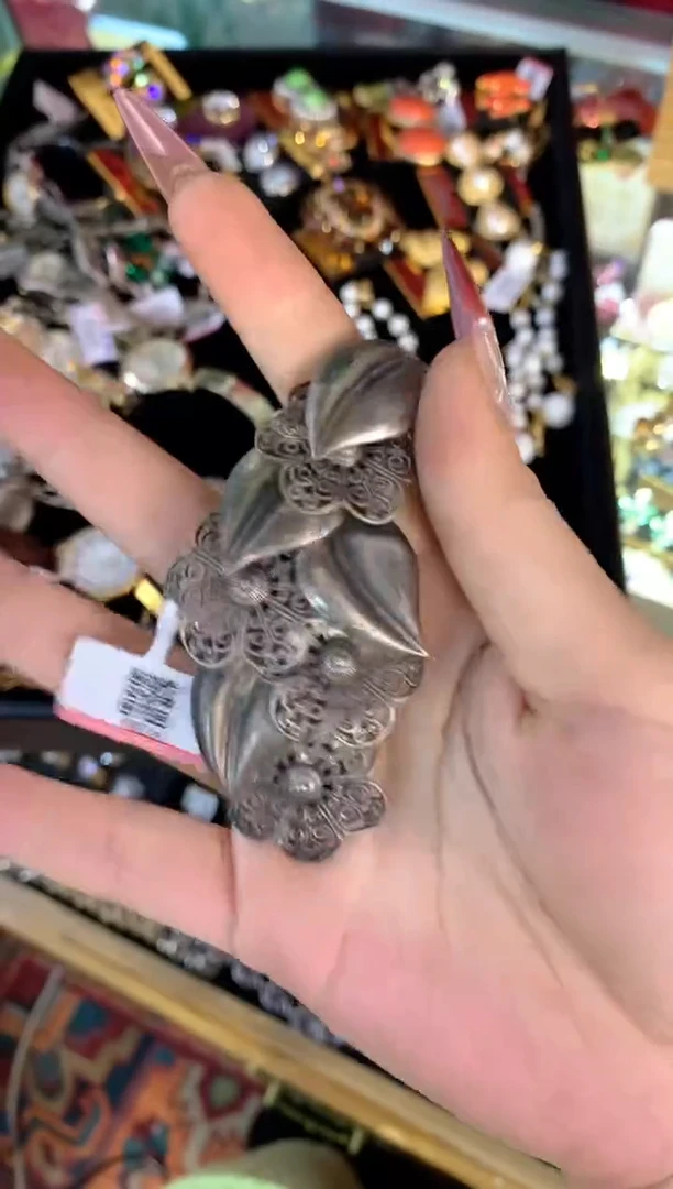 【闪购商品】瓷片楚楚中古珠宝甄选不退换