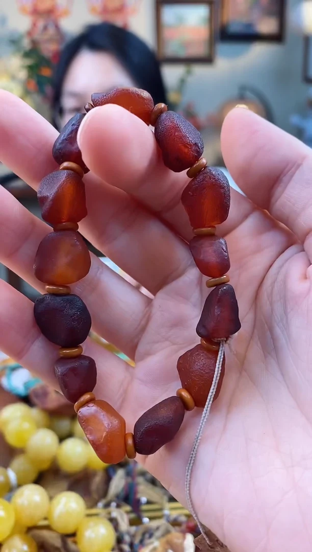 【闪购商品】琥珀手串未镶嵌手串