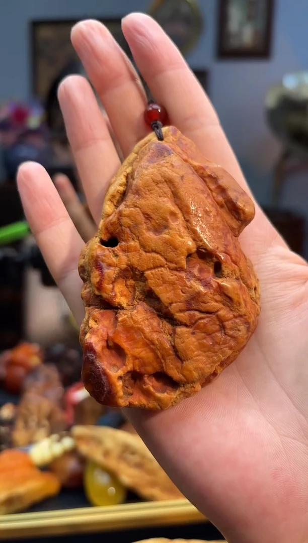 琥珀颈饰未镶嵌吊坠