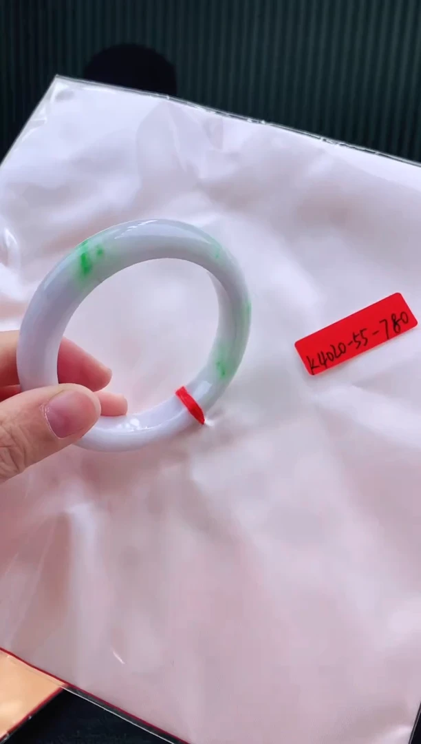 未镶嵌手镯翡翠55