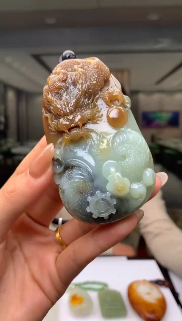 【闪购商品】定制和田玉Boss阳天然和田玉（拍一发一）