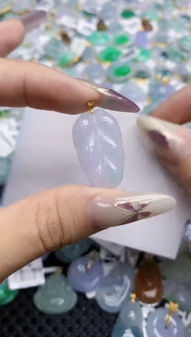 翡翠挂件18K金镶嵌315   天然翡翠A货