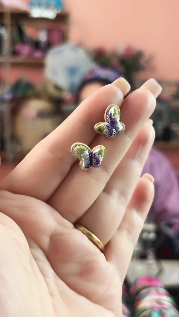 艺枝独绣手工饰品  417