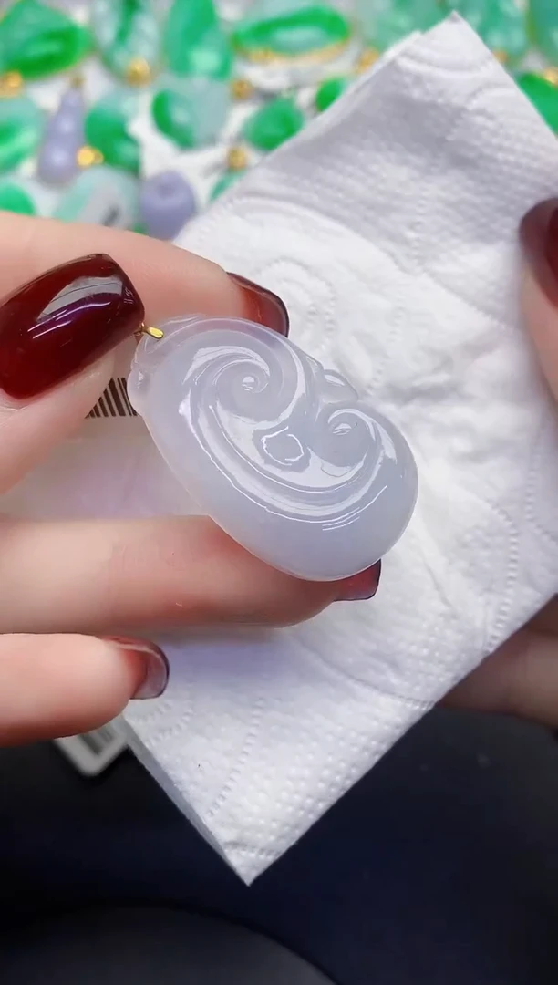 颈饰18K金镶嵌翡翠缅甸天然翡翠a货