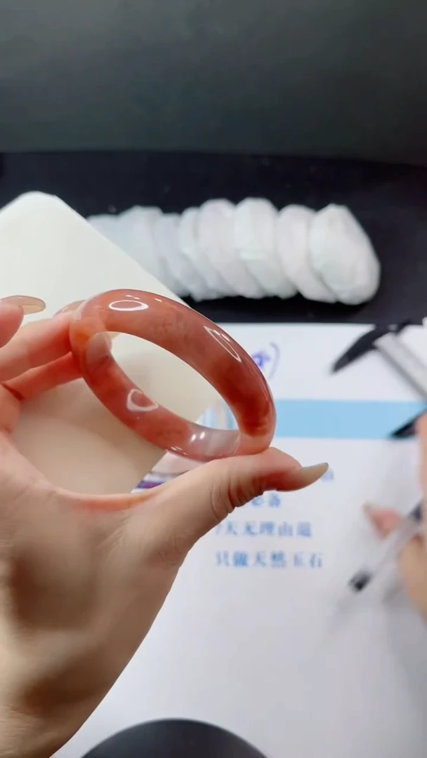 未镶嵌手镯石英质玉多样性发货V64