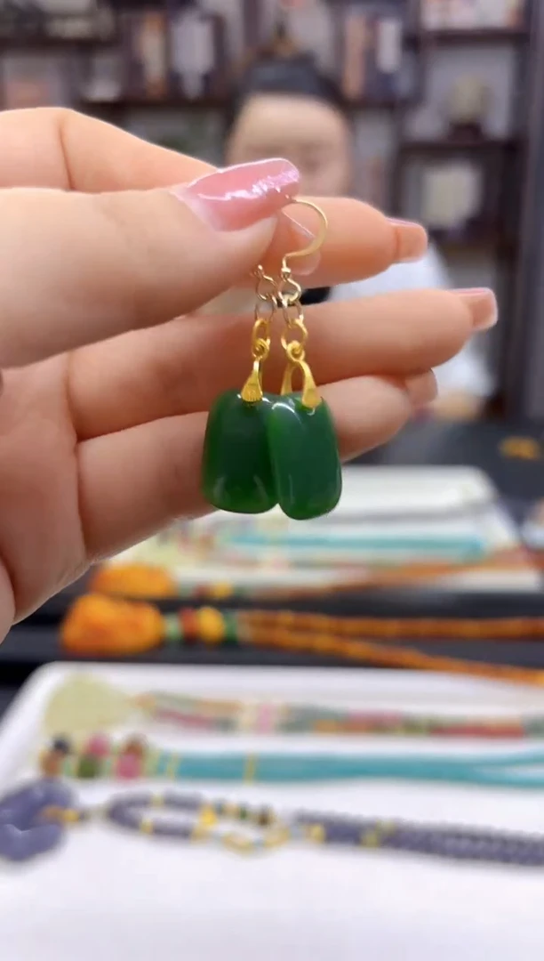 【闪购商品】和田玉（碧玉）耳饰14K金镶嵌E171