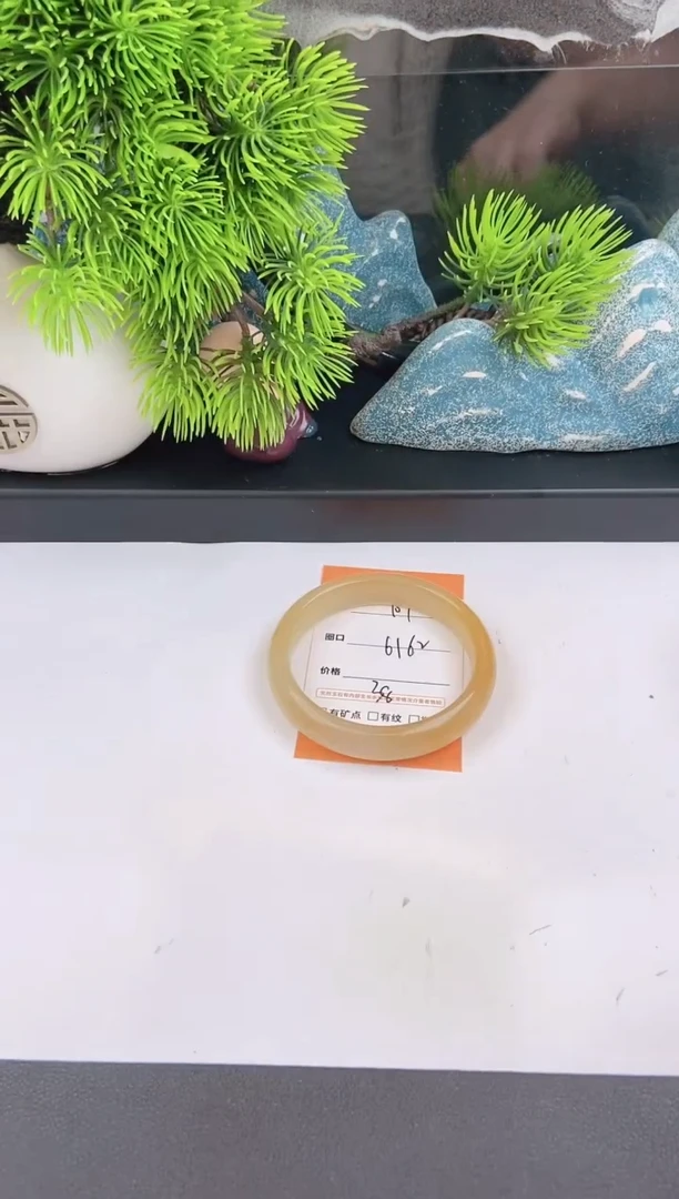 石英质玉手镯未镶嵌107