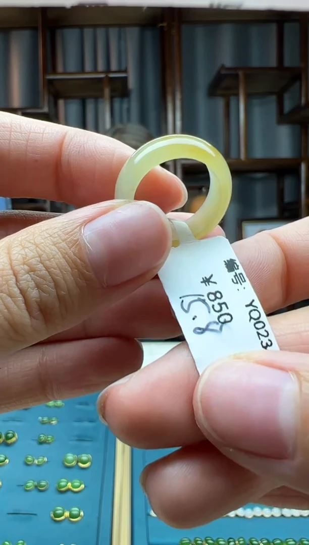 【闪购商品】和田玉颈饰未镶嵌戒圈  内径15.8