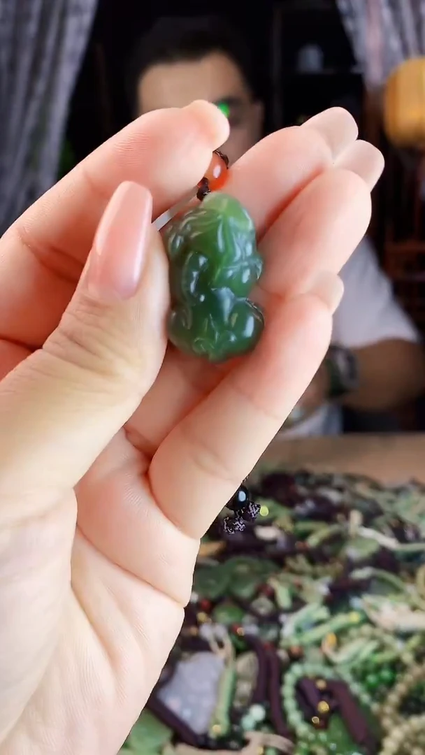 未镶嵌和田玉挂件多样性发货拍一发一