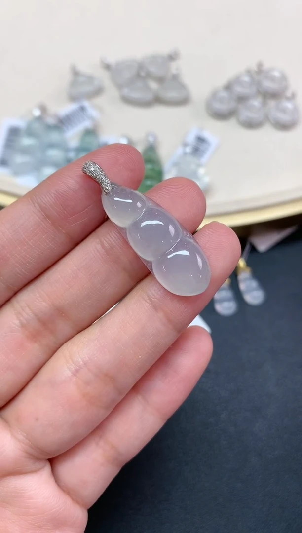 【闪购商品】翡翠吊坠(不含链)18K金镶嵌W71|3980