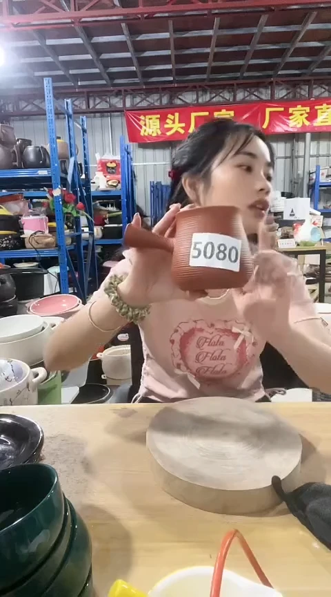 5080瑕疵红泥手把壶不带盖