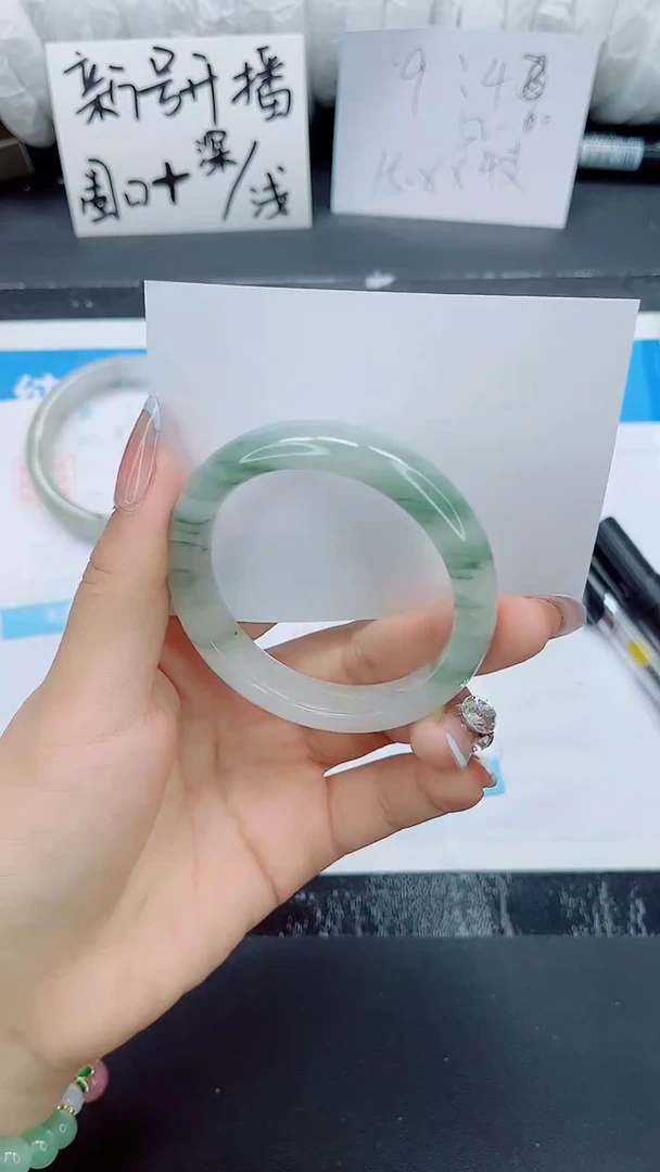 石英质玉手镯未镶嵌098-54