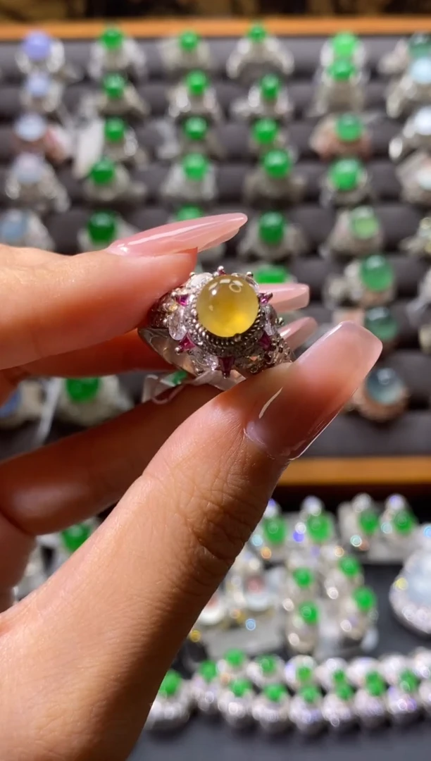 翡翠裸石未镶嵌冰蛋戒面裸石缅甸翡翠