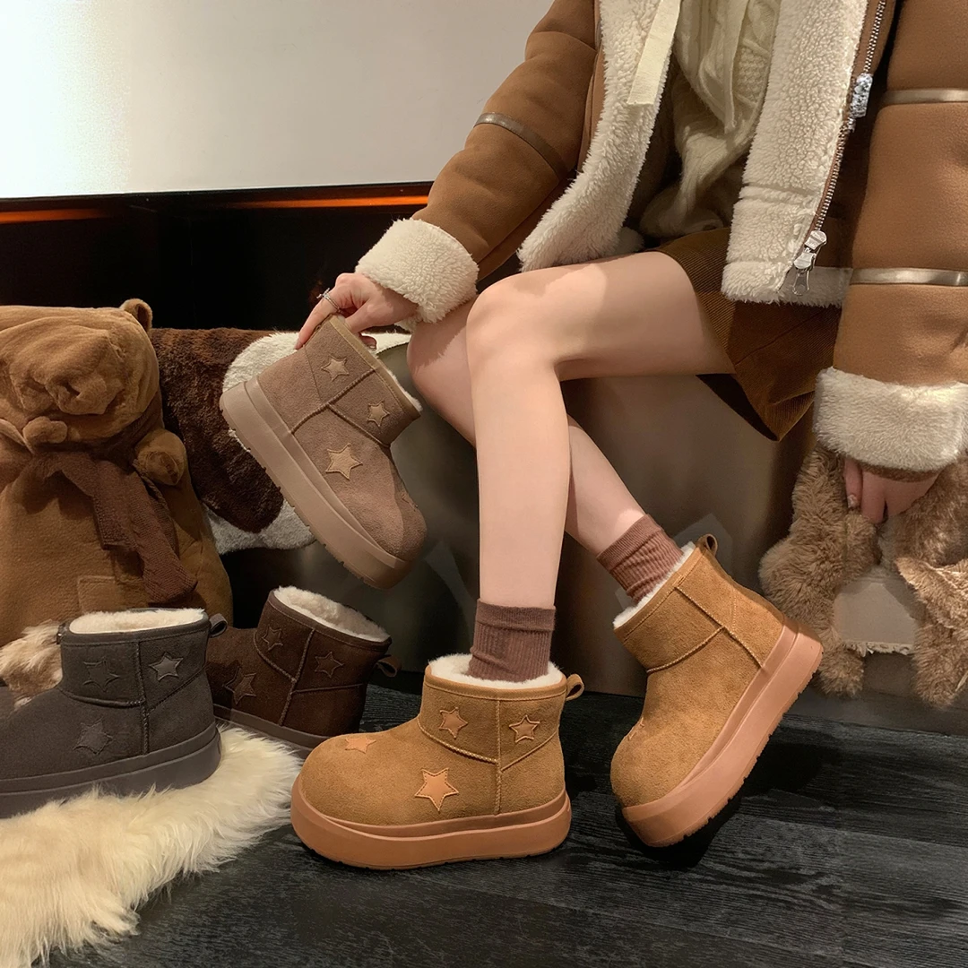 星星萌豚～原创雪地靴女加绒百搭平底大头鞋保暖面包冬季新款棉鞋