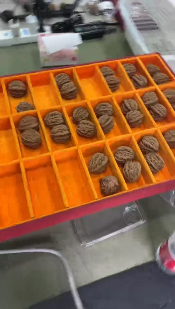 吊坠文玩核桃虎头40左右