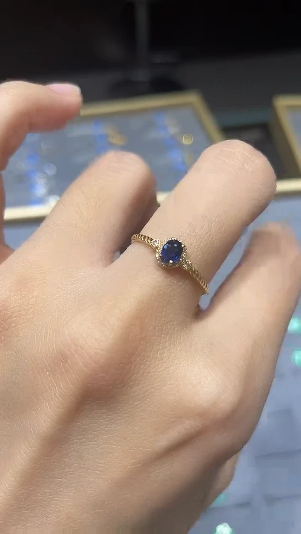 戒指蓝宝石18K金镶嵌1