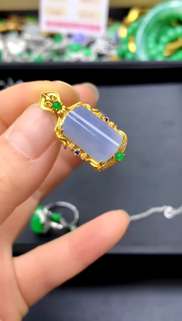 颈饰18K金镶嵌翡翠284-中国好珍宝