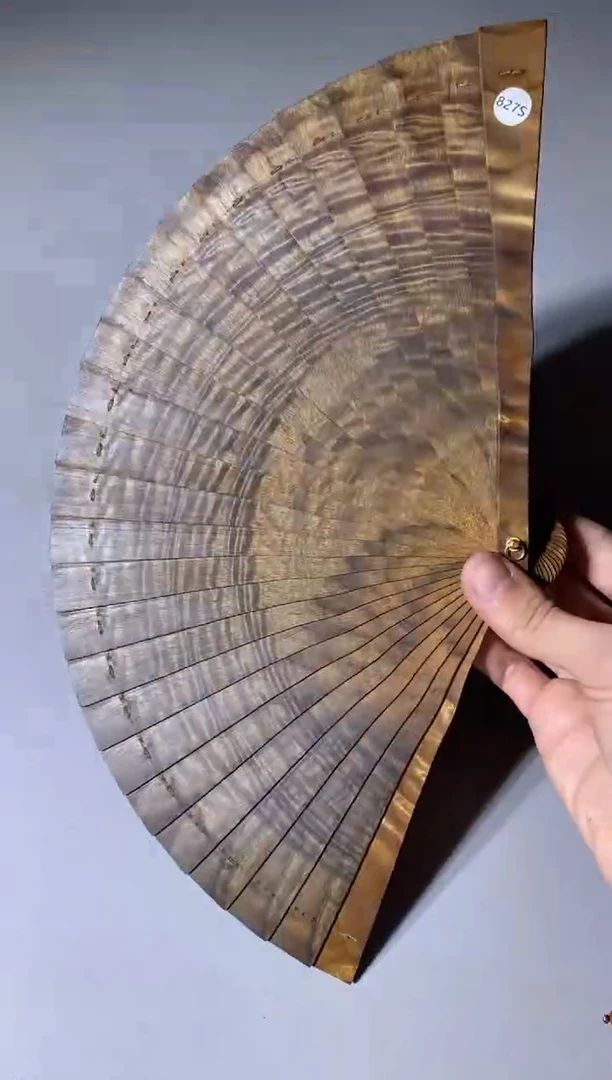 【闪购商品】金丝楠木雕827号18cm金丝楠木小叶桢楠扇子