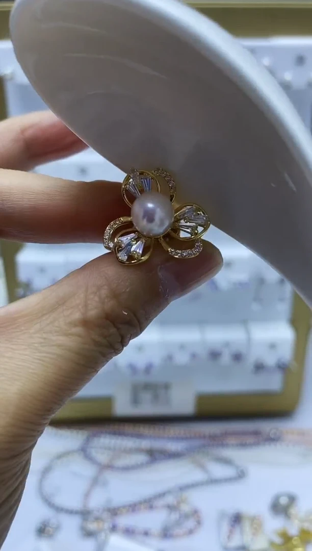 银S925镶嵌耳饰海水珍珠胸针