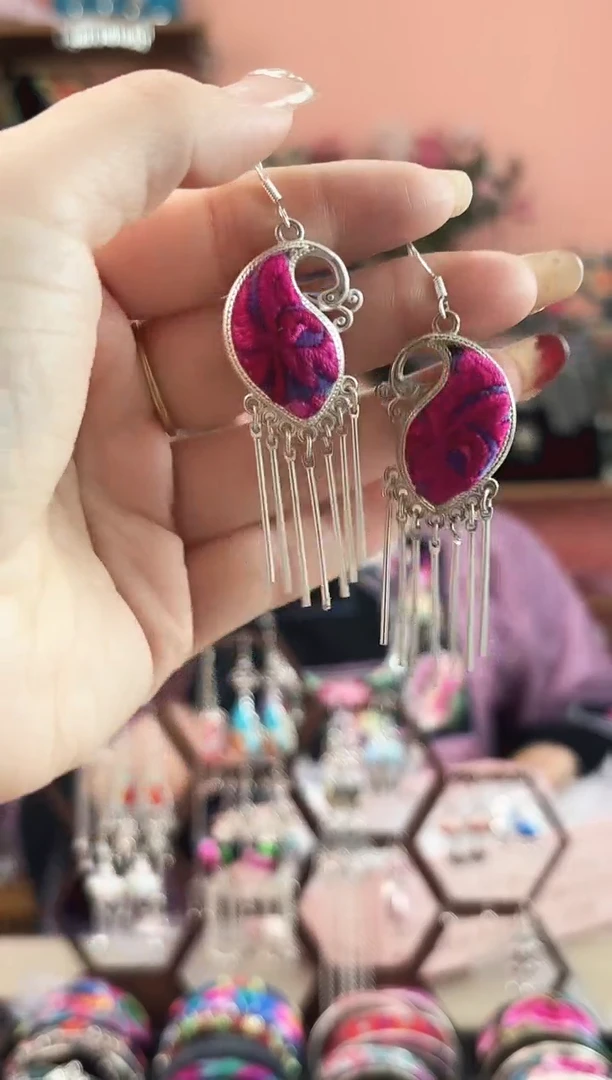 艺枝独绣手工饰品74