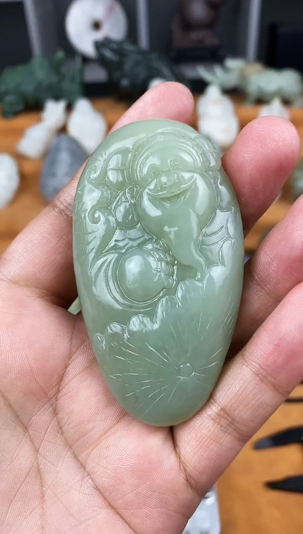 颈饰未镶嵌和田玉1