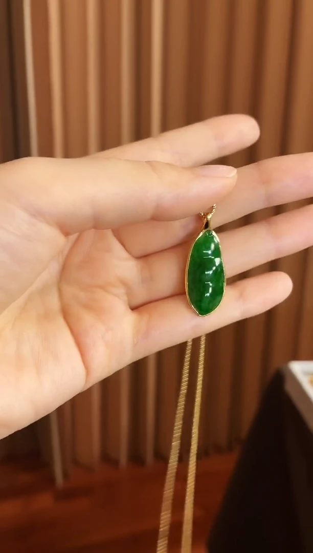 吊坠(不含链)18K金镶嵌翡翠吊坠