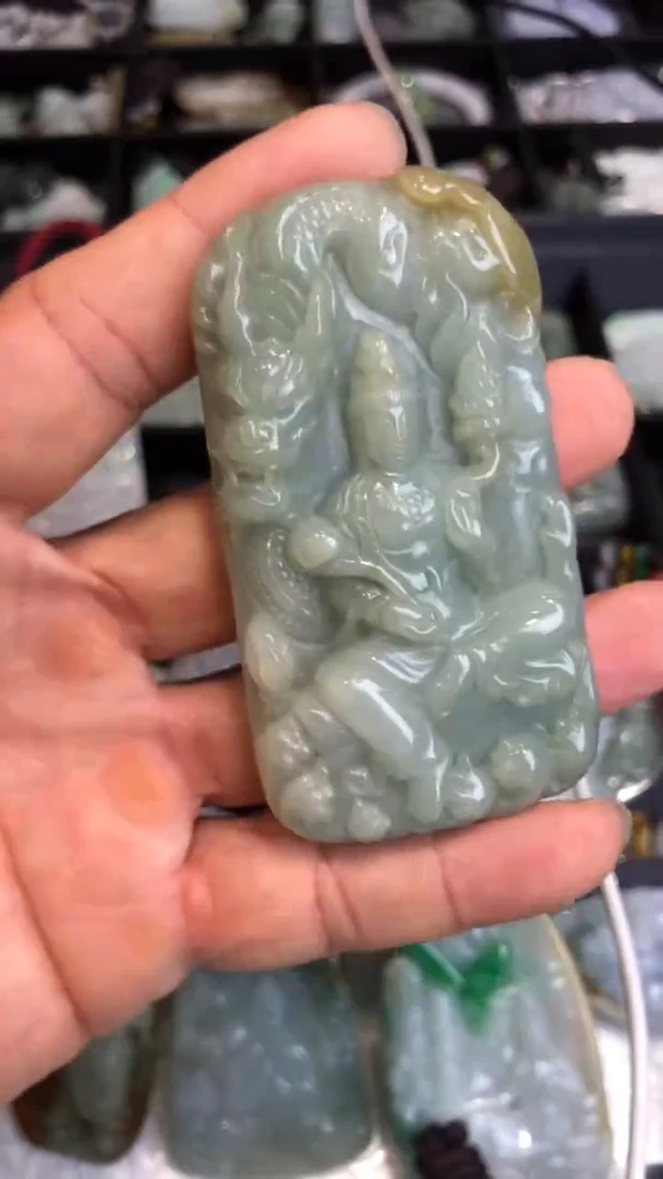 翡翠未镶嵌吊坠(不含链)黄翡御龙