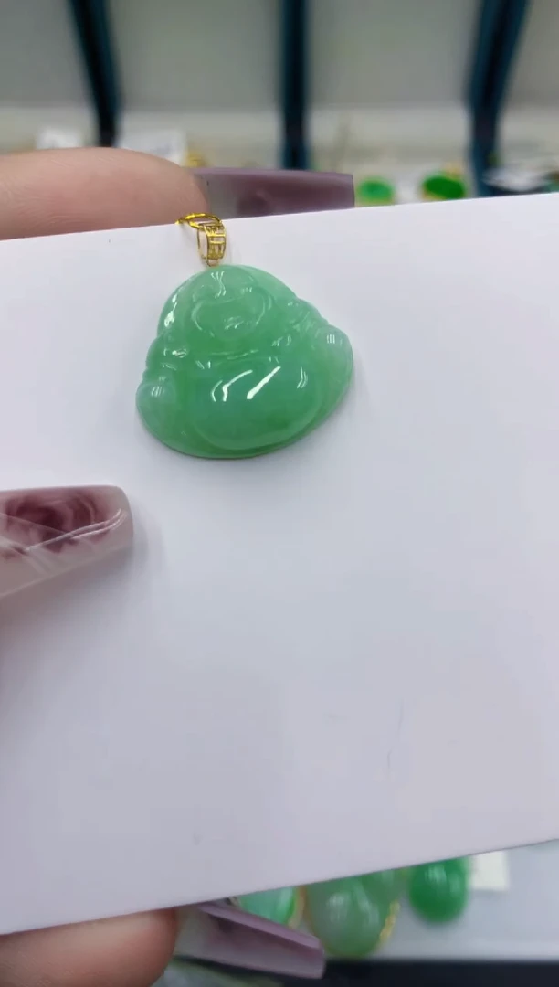 颈饰18K金镶嵌翡翠11111