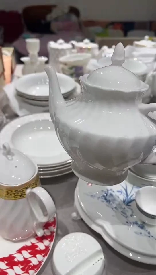 瓷小螺纹壶白瓷隆达
