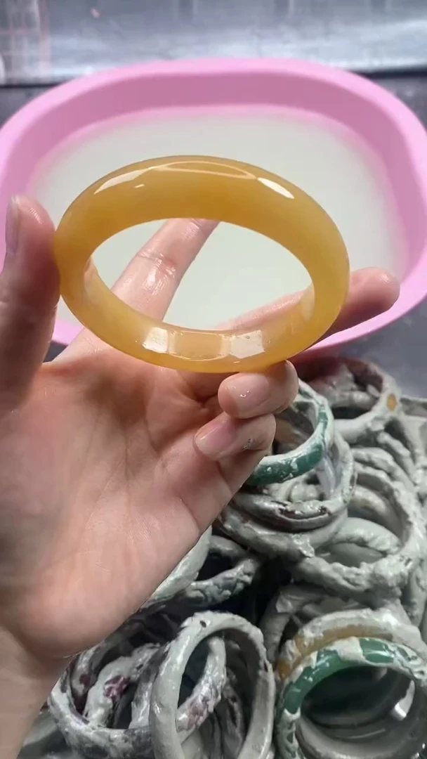 未镶嵌手镯石英质玉2