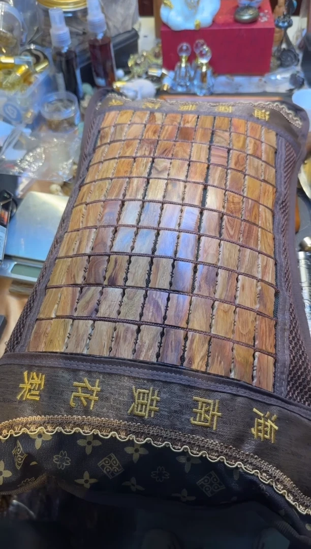 【闪购商品】黄花梨/降香黄檀其他海黄枕头（大个）