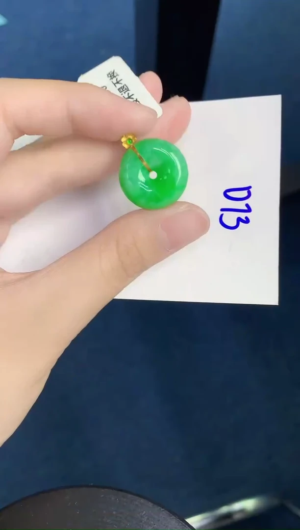 翡翠18K金镶嵌颈饰天然翡翠緬甸A貨