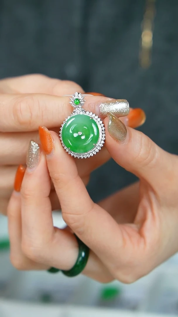 【闪购商品】翡翠挂件18K金镶嵌68号-吊坠/姿/2