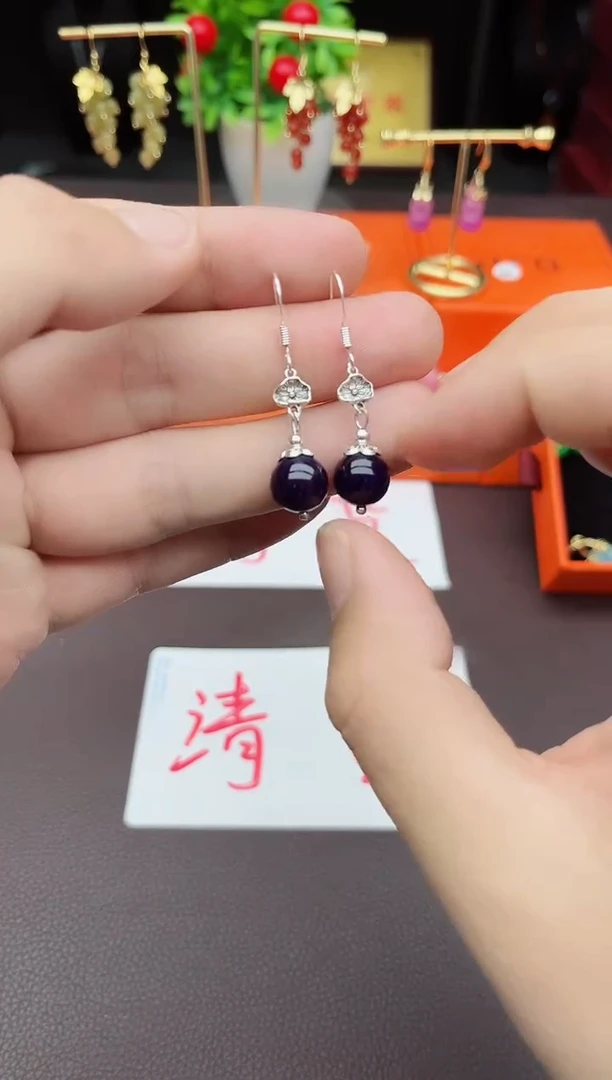 玛瑙/玉髓耳饰银S925镶嵌235000