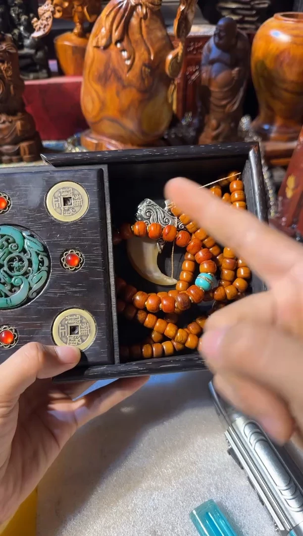 木12345脖挂带盒子手串勾