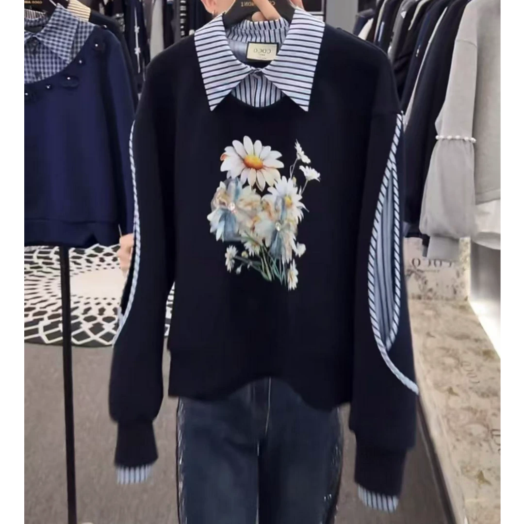 时尚新款秋冬高级感拼接重工花朵印花条纹翻领显瘦减龄长袖卫衣女