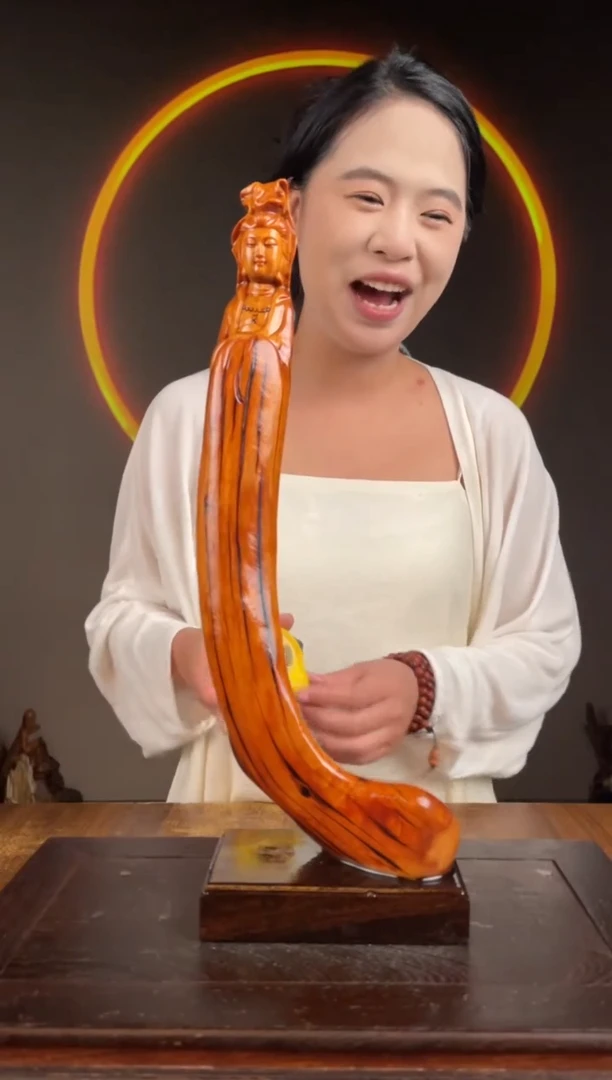 柏木（崖柏）手工摆件,先抢先得! 编号:187