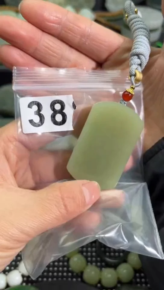 未镶嵌和田玉珠宝半成品牌子