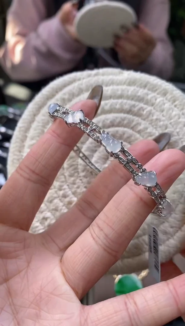 颈饰银S925镶嵌翡翠16605