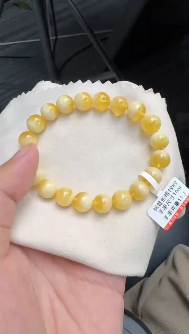 未镶嵌琥珀手串车****本蜜蜡手串