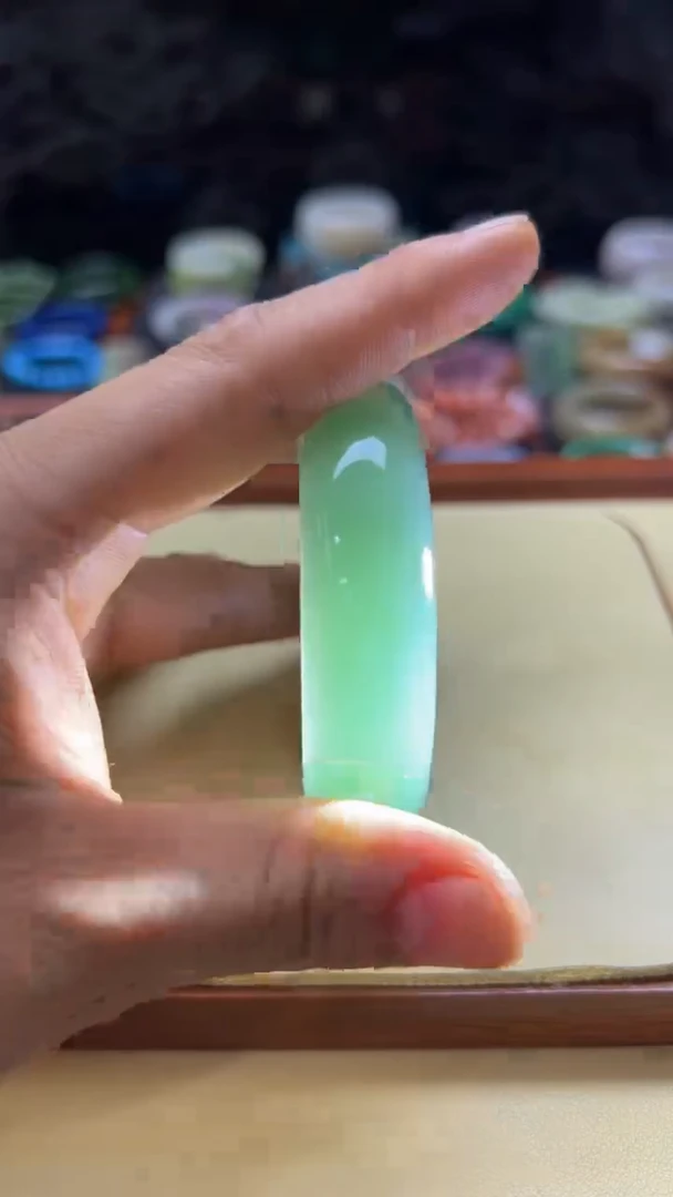 未镶嵌手镯石英质玉寒*降065