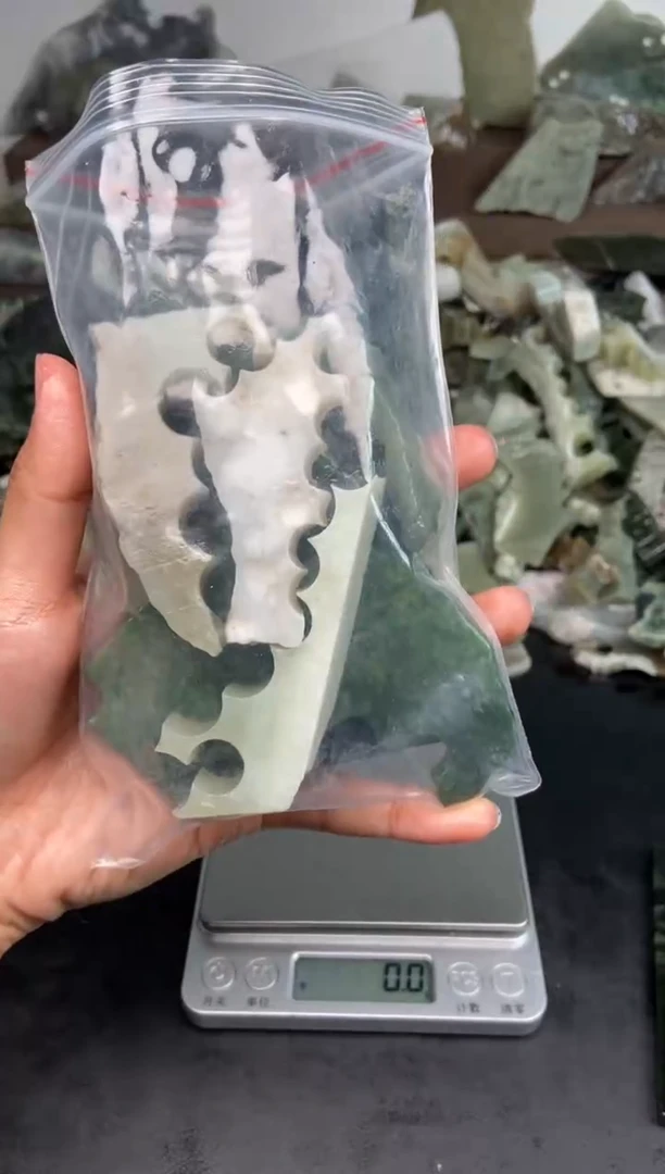 未镶嵌和田玉摆件88