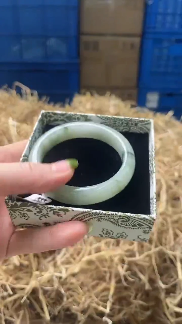 未镶嵌手镯石英质玉T1462