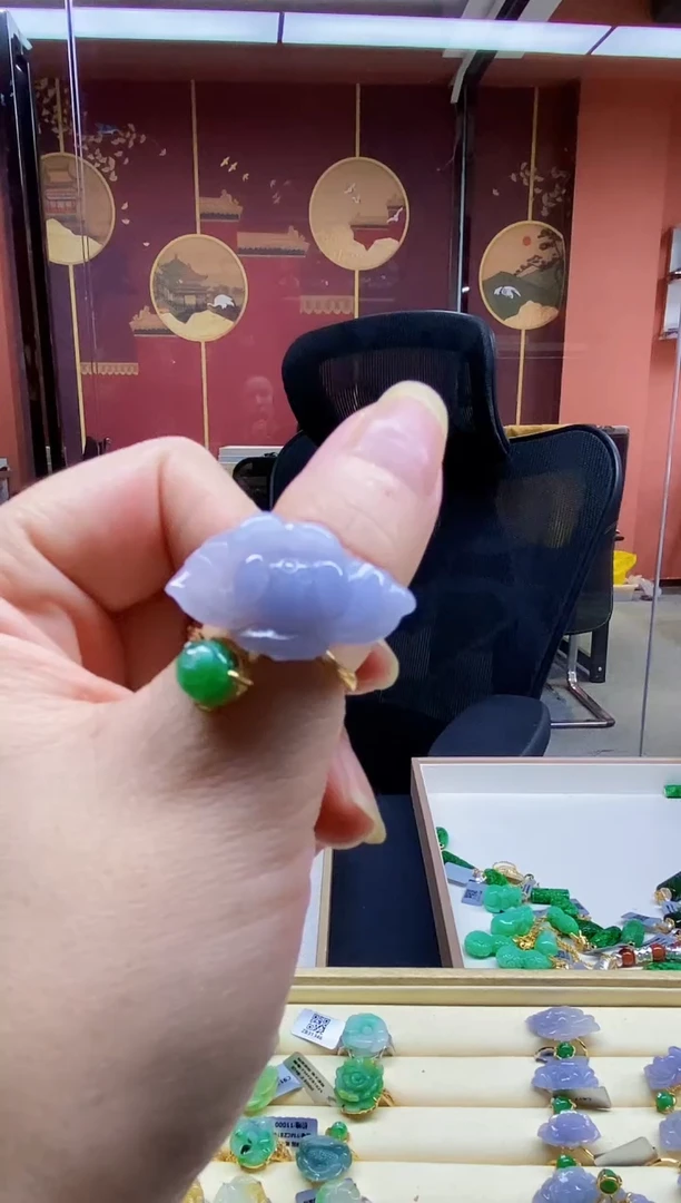 颈饰未镶嵌翡翠翡翠戒指