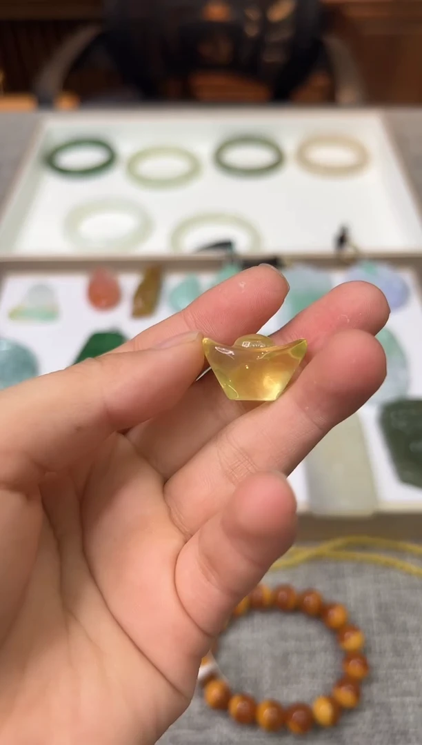 【闪购商品】水晶颈饰未镶嵌元宝水晶吊坠-530177